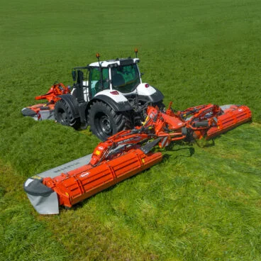 Segadora hileradora de tres cuerpos KUHN